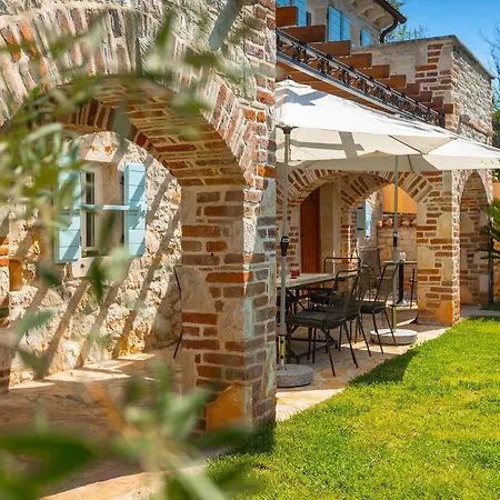 Lamija * Porec