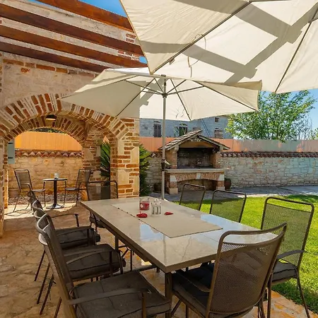 Lamija Holiday home *