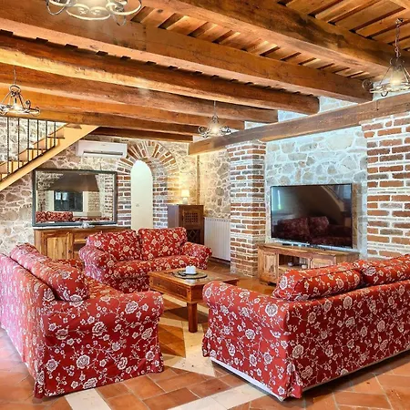 Lamija Holiday home *