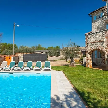 Holiday home Lamija