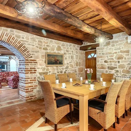 Holiday home Lamija