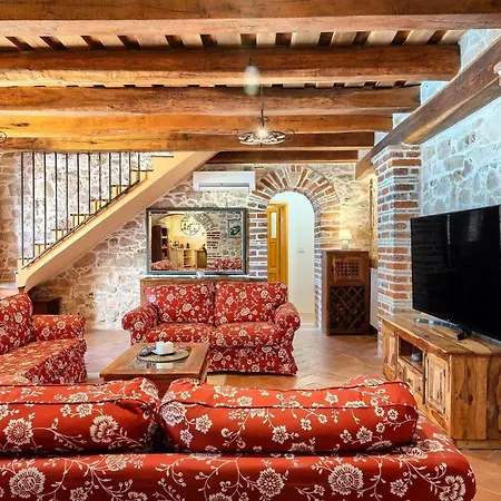 Lamija Holiday home